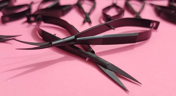 Spring scissors manufacturers in Sialkot, Pakistan. Size 11.5Cm